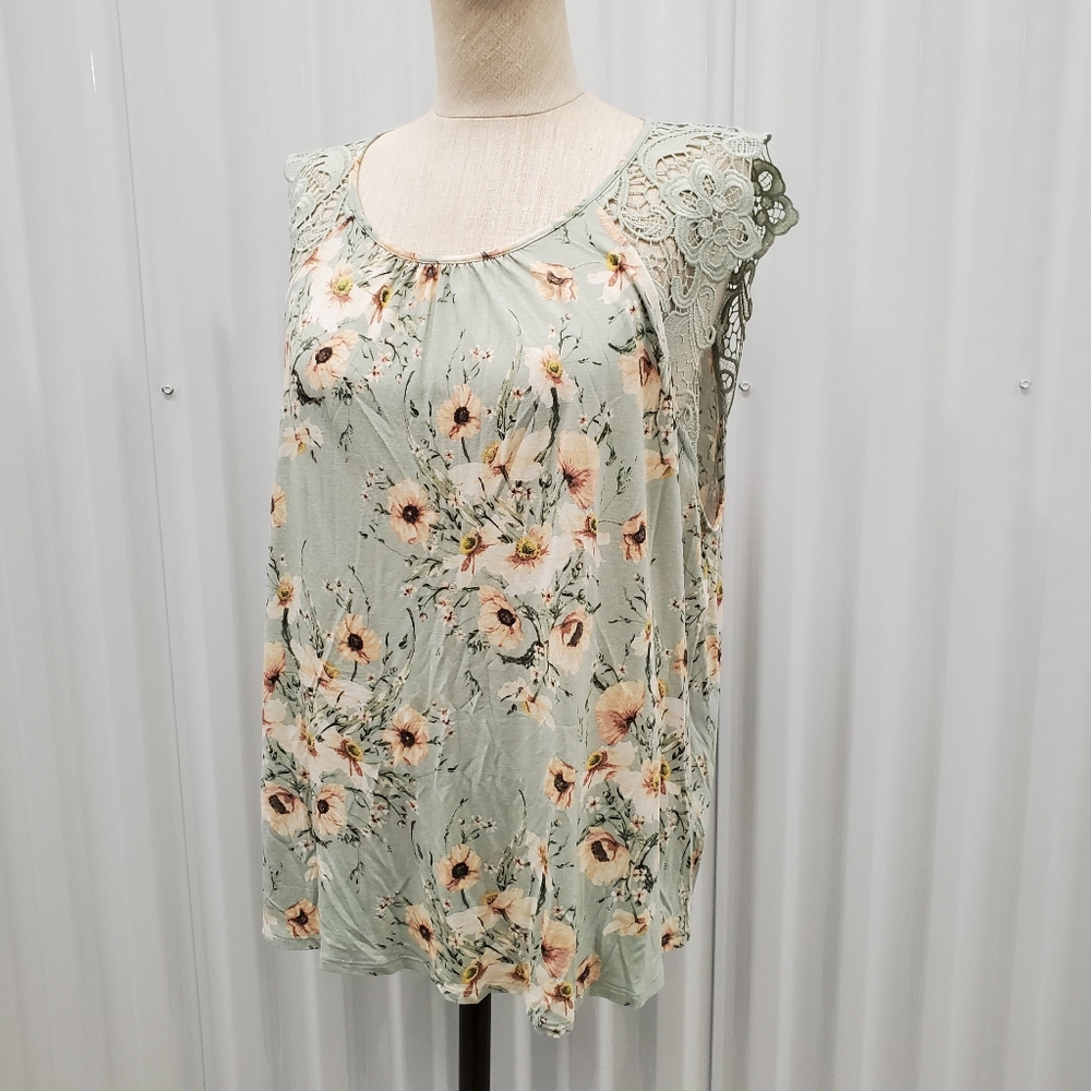 Floral and Lace Cap Sleeve Top